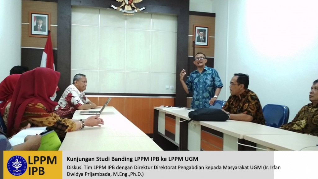 Diskusi-Tim-LPPM-IPB-dengan-Direktur-Direktorat-Pengabdian-kepada-Masyarakat-UGM-(Ir.-Irfan-Dwidya-Prijambada,-M.Eng.,Ph.D.)